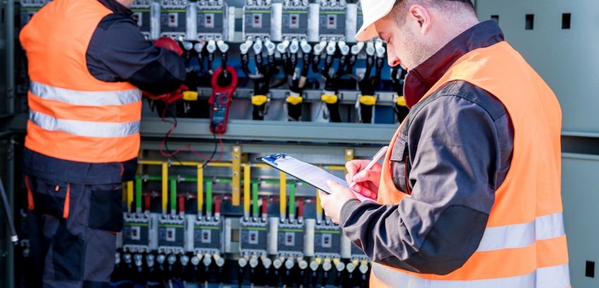 Why You Should Hire Trusted Electrical Contractors?