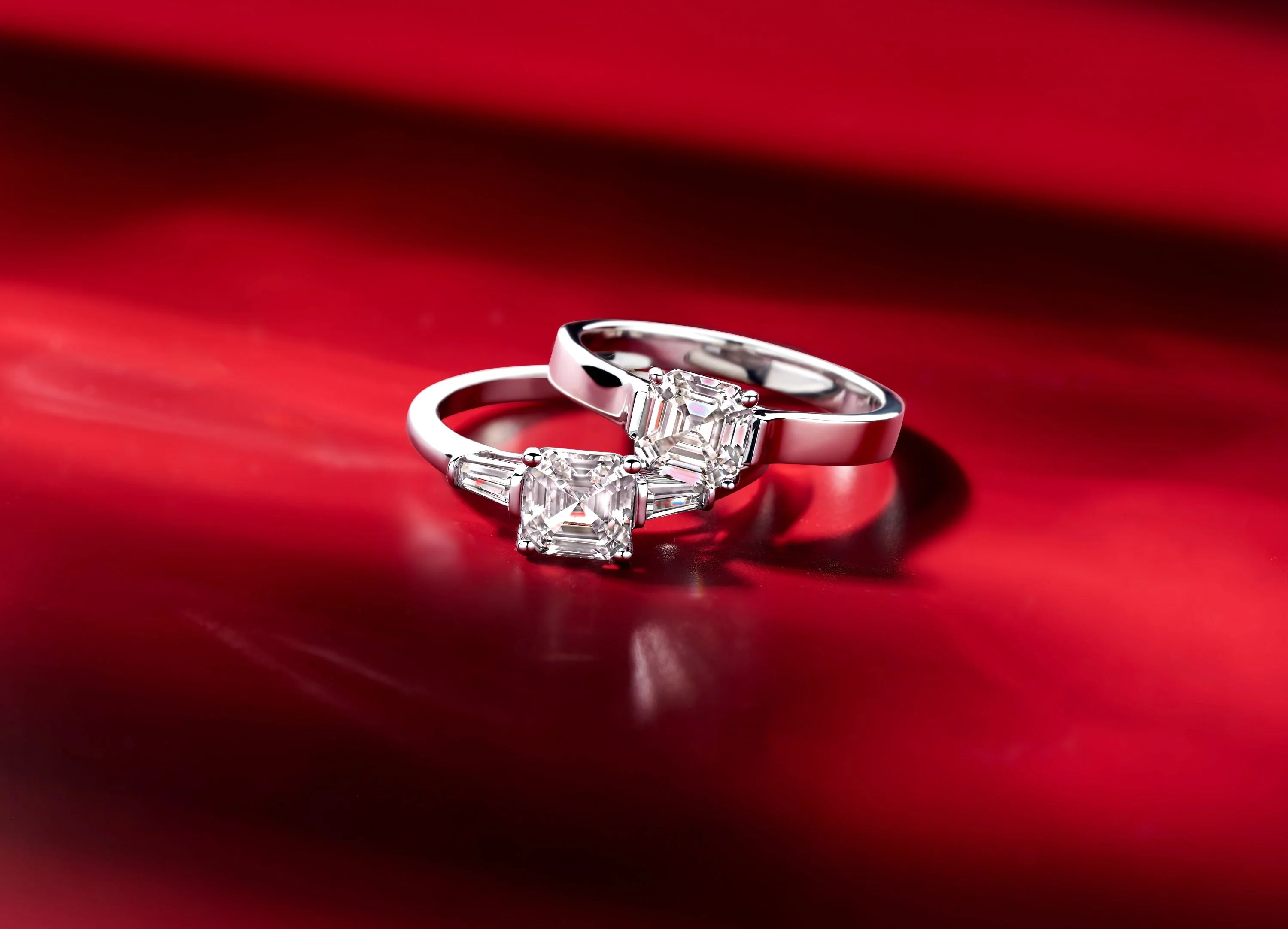 One Diamond, One Love: The Power of a Solitaire Engagement Ring